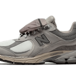 New Balance 2002R Pocket Grey