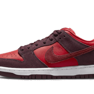 Nike SB Dunk Low Cherry