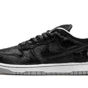 Nike SB Dunk Low BE@RBRICK Medicom Toy