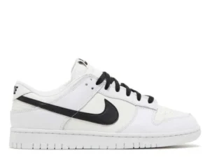 SB DUNK LOW ‘REVERSE PANDA’